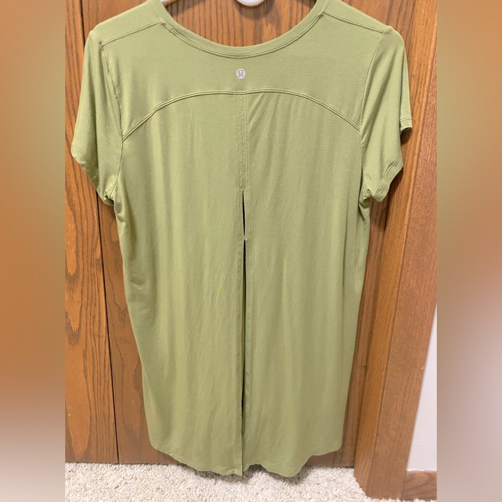 lululemon athletica Green Relaxed Short Sleeve T-Shirt